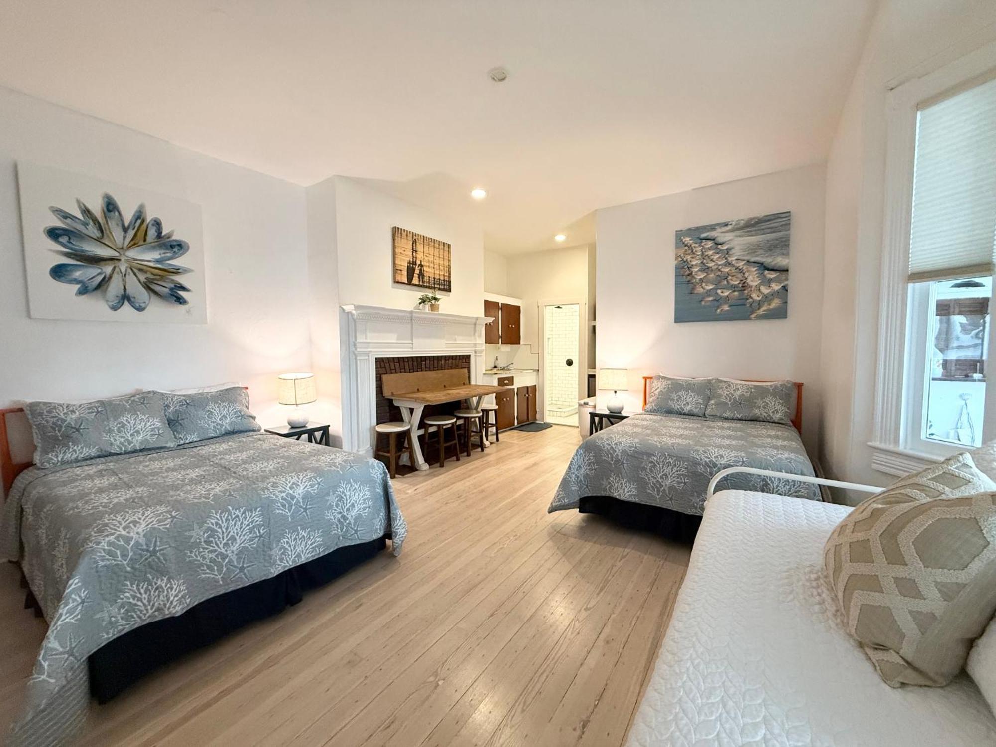 Windward At The Inn Beach Haven